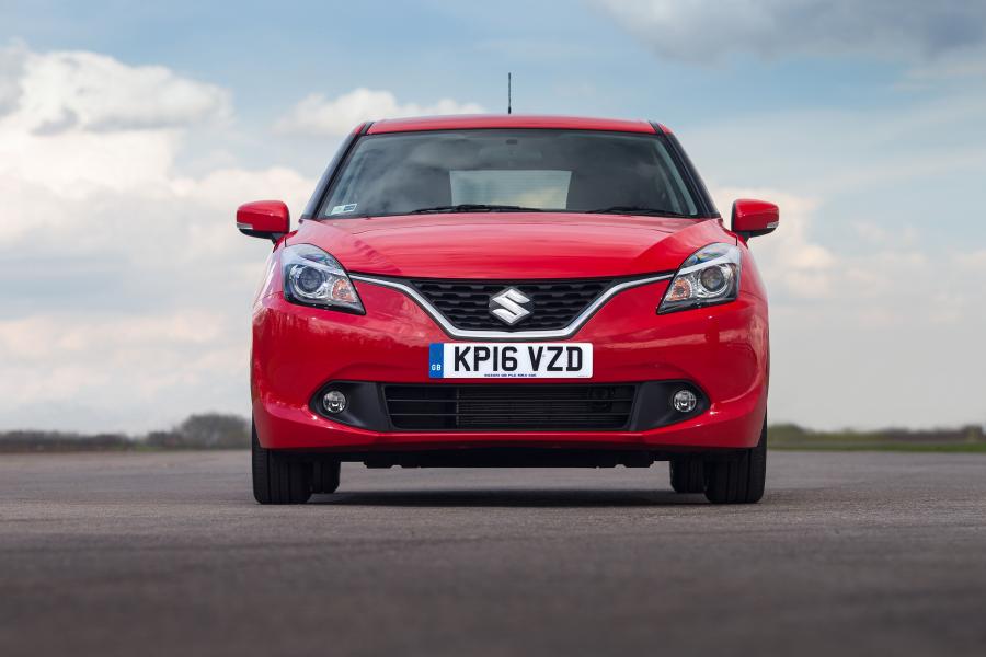  Suzuki Baleno 2016 года  (UK) (фото 8 из 88)